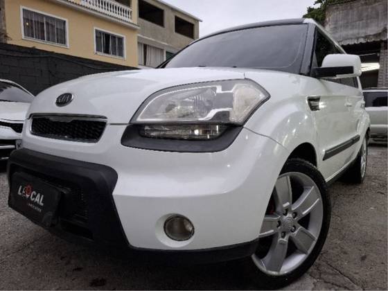 KIA SOUL 1.6 EX 16V FLEX 4P MANUAL KIA SOUL 1.6 EX 16V FLEX 4P MANUAL
